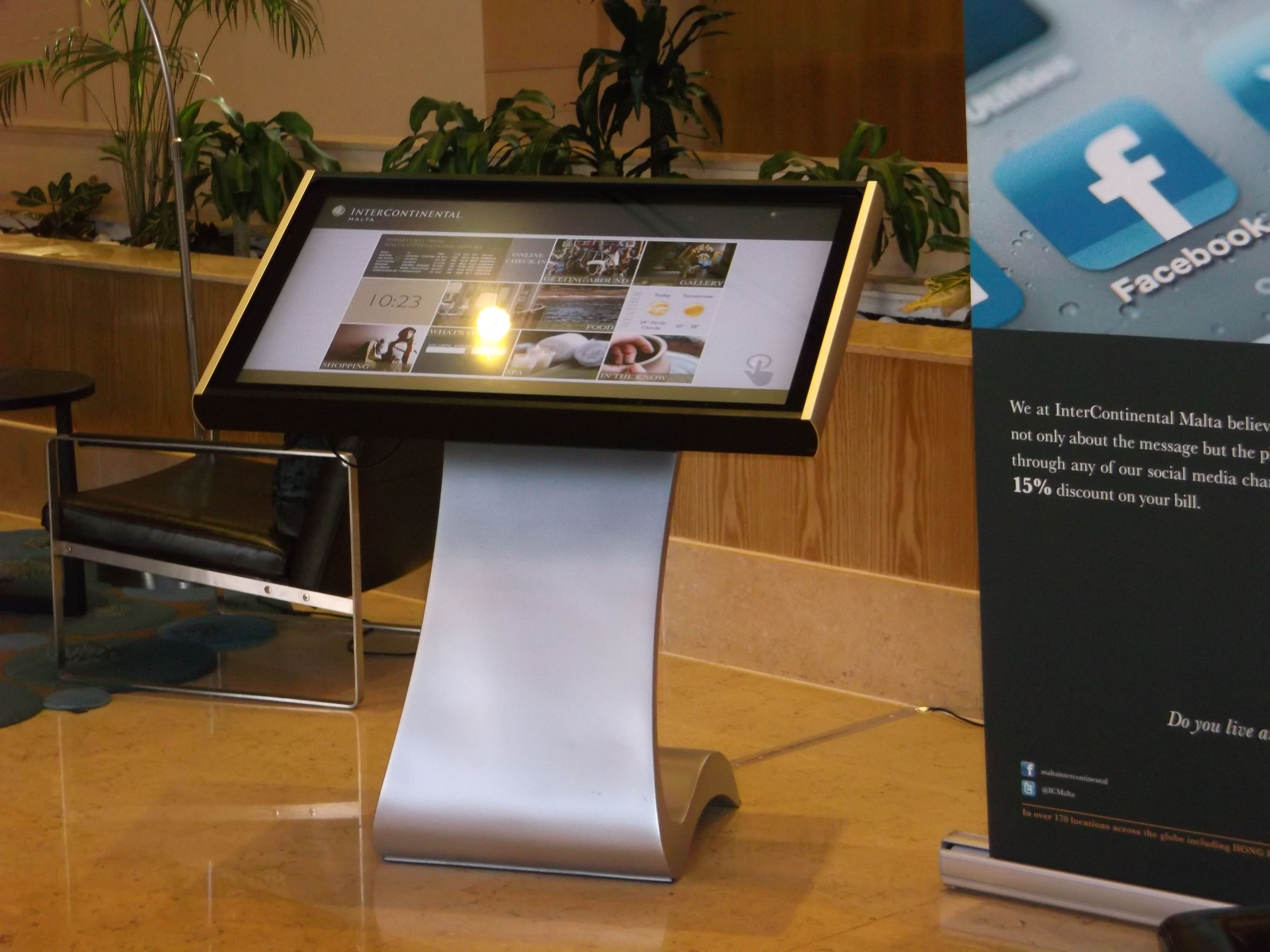 digital signage Singapore