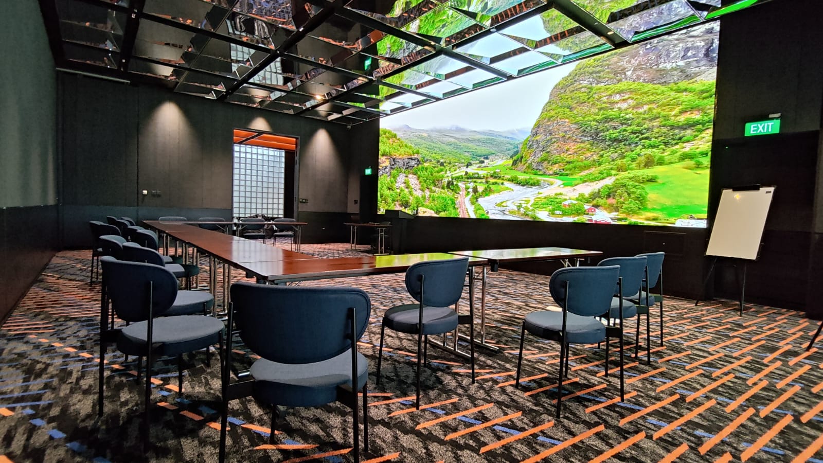Pullman Orchard Singapore Enhances Guest